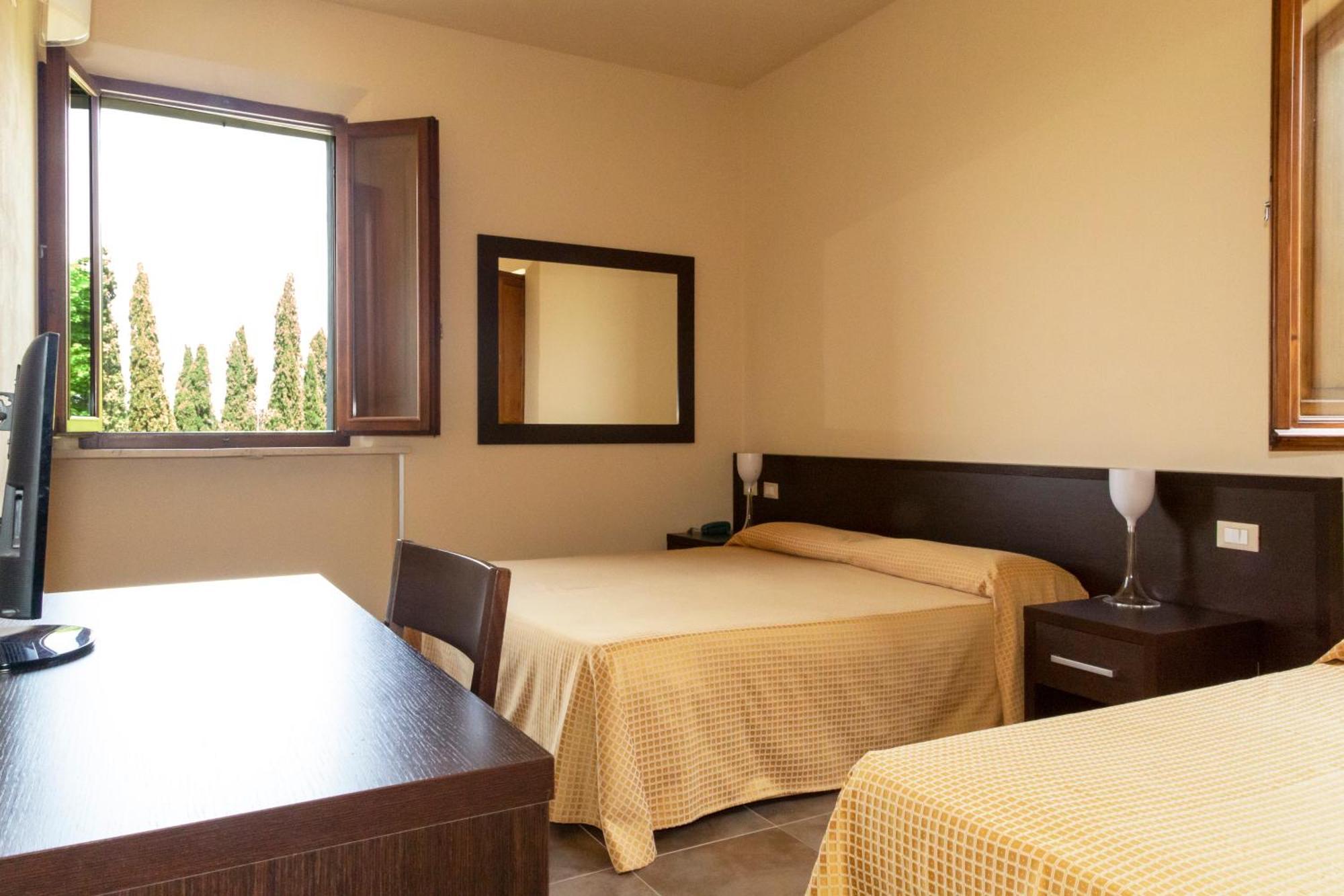 Villa Montarioso Siena Phòng bức ảnh